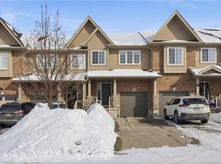 955 Zeller Cres, Kitchener, ON N2A 0C9