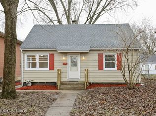 618 Ellwood Ave, Dekalb, IL 60115