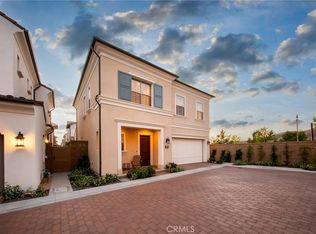 109 Fairgreen, Irvine, CA 92618