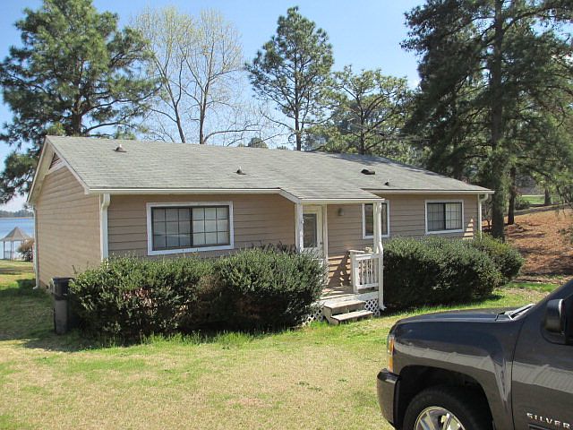2nd image of 161 Peacock Rd