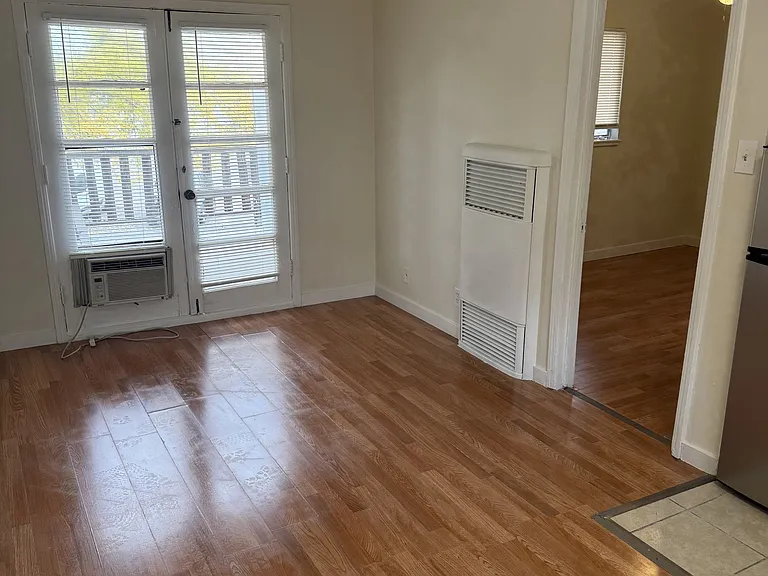 1585 Dudley St — Photo 3