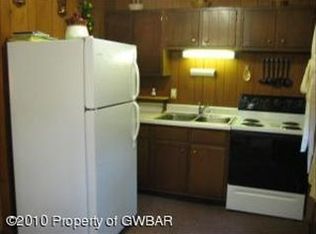 4229 Paper Birch Ln, White Haven, PA 18661