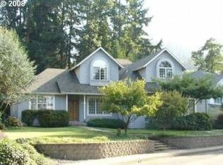 822 S 69th St, Springfield, OR 97478