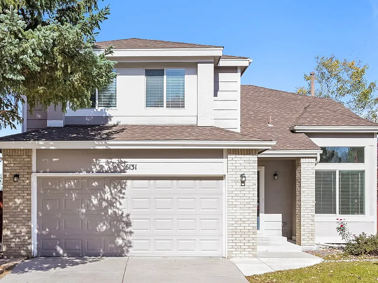 16131 Bluebonnet Dr — Photo 1