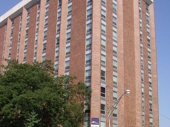 3rd image of 4500 N Winchester Ave APT 802