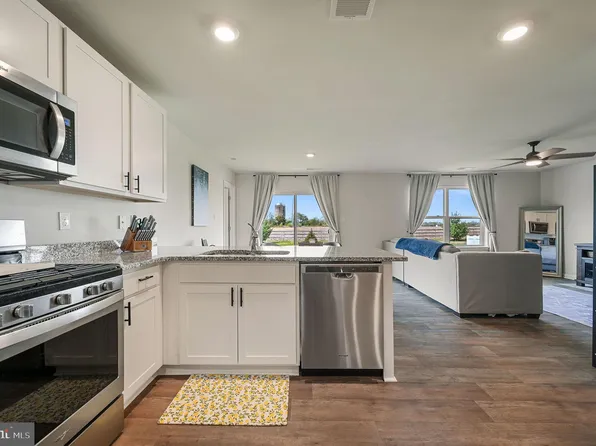 153 Sedmont Cir, Smyrna, DE 19977