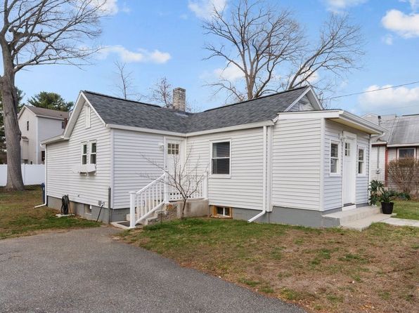 11 Autumn St, Billerica, MA 01821