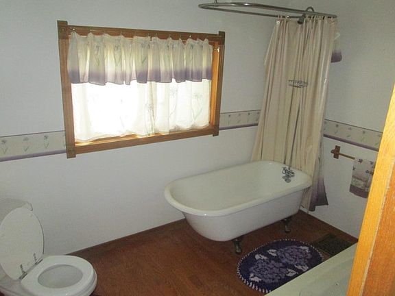5th image of 227 Merrill Ave #W