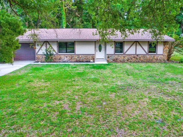 24086 Martin Dr, Brooksville, FL 34601