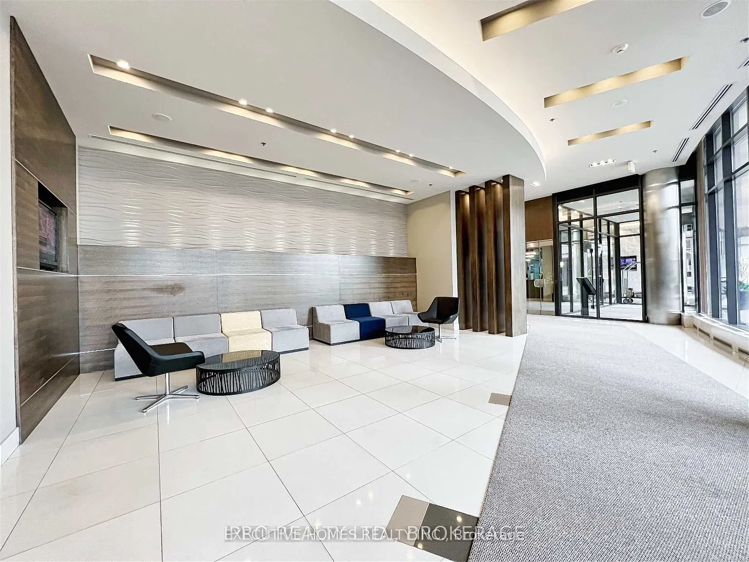 2 bed, $3,300 — Photo 2