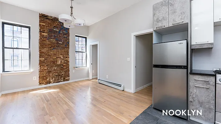 Rented by Nooklyn NYC LLC | media 34