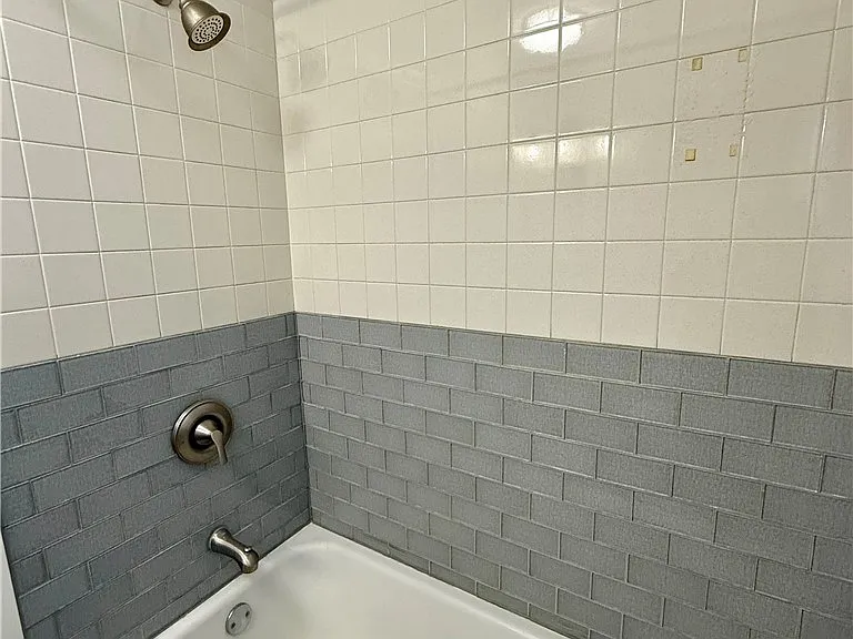 223 Cleveland Blvd — Photo 30