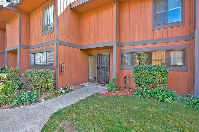38623 Cherry Ln #190 — Photo 1