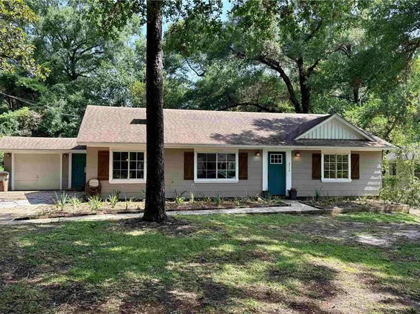 4712 Princeton Dr, Mobile, AL 36618
