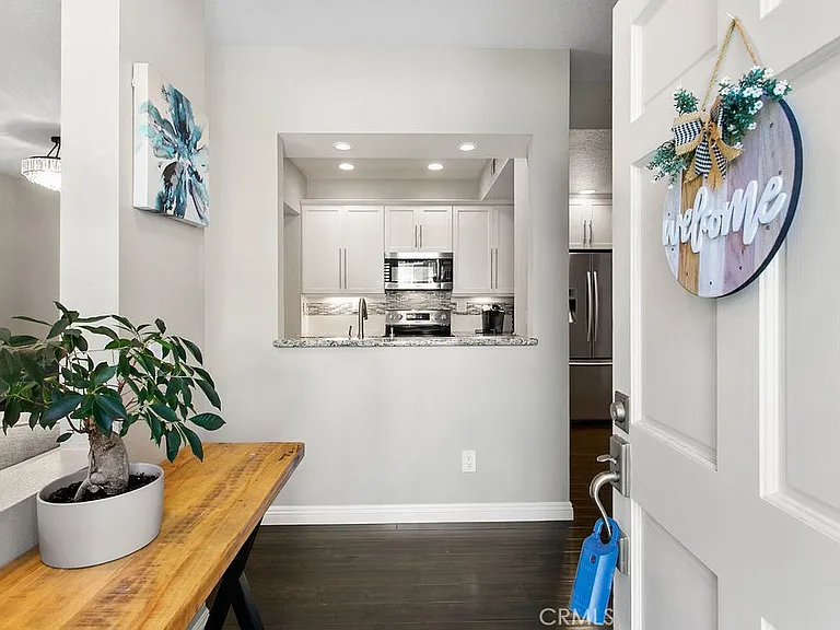 19 Dover Pl — Photo 4