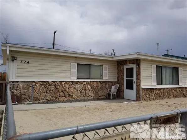 324 L St, Hawthorne, NV 89415