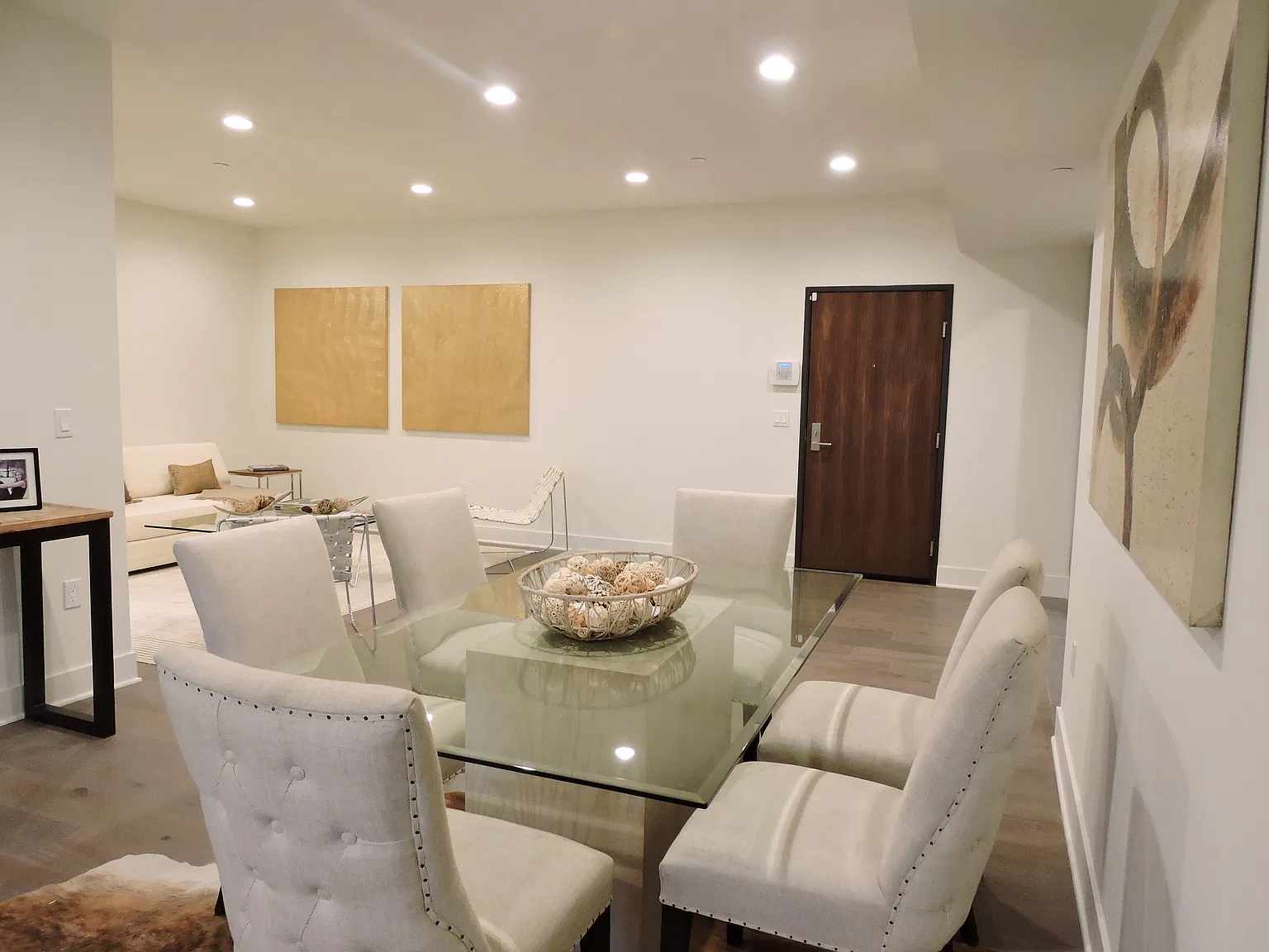 Premier Beverly Grove at Blackburn — Photo 2