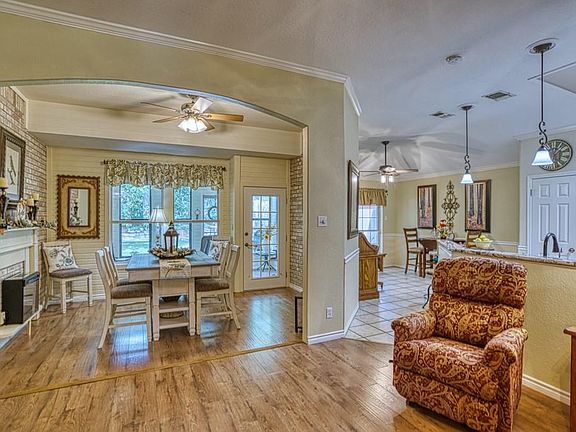 5th image of 234 Oak Hill Dr