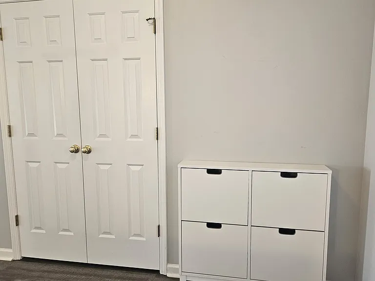 Coat Closet/Shoe Rack