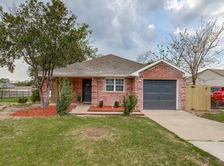 559 Helena St, Dallas, TX 75217