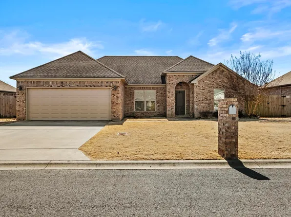 1225 Bird Song Dr, Conway, AR 72032