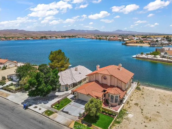 14375 Rivers Edge Rd, Helendale, CA 92342