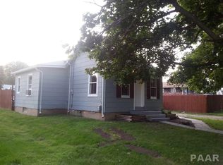 513 N Main St, Roanoke, IL