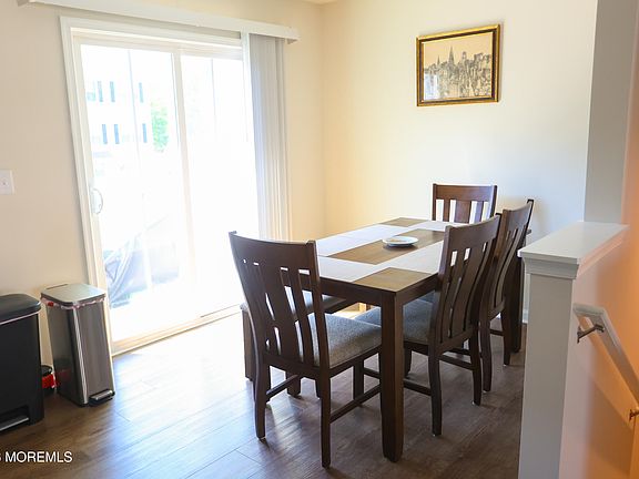 3rd image of 1304 Cyprus Court