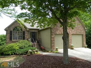 1363 Dalesford Dr, Alpharetta, GA 30004
