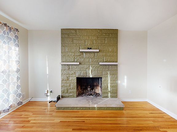 5th image of 6306 Manse Dr