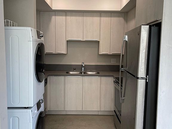 3rd image of 11246 Otsego St #407