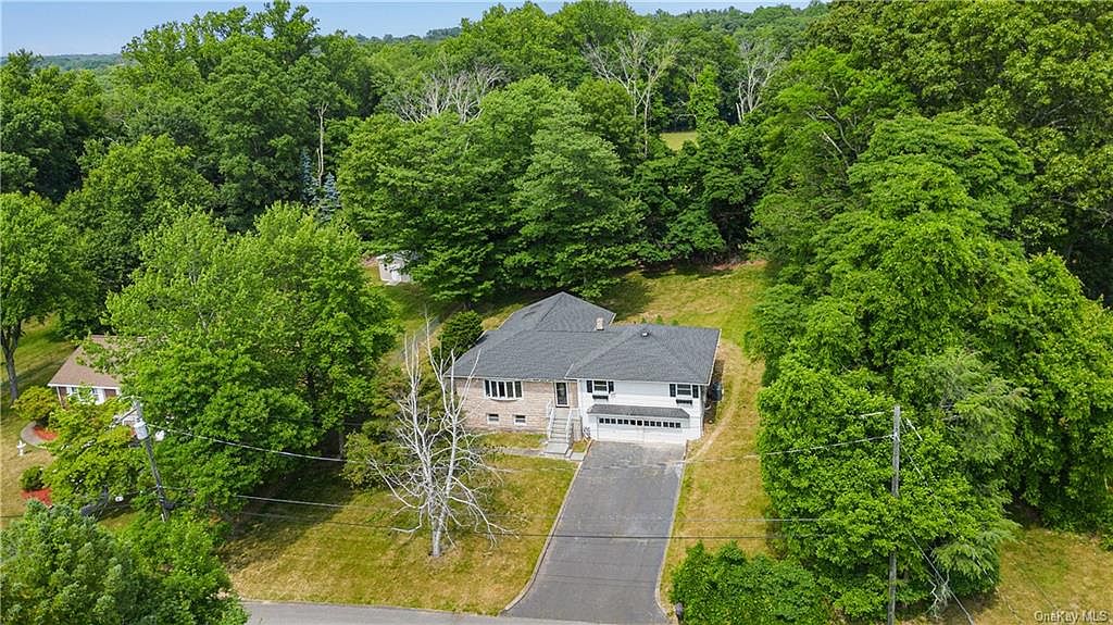 18 Milrose Lane, Monsey, NY 10952 MLS H6256041 Zillow