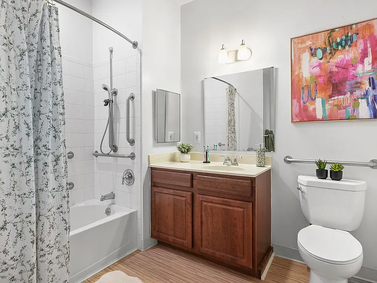 South Cap Apartments — Photo 14