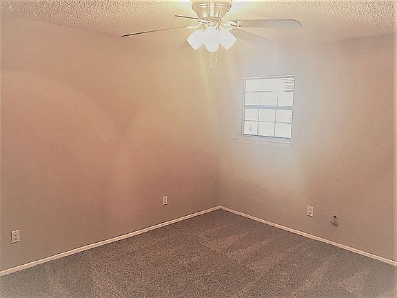 5th image of 1310 Ray Berglund Blvd APT B