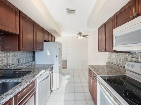 314 Palisade Avenue image 7 of 18