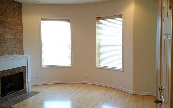 2nd image of 4434 S University Ave APT 3N
