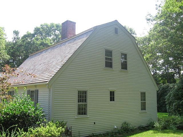 2nd image of 29 Country Farm Rd