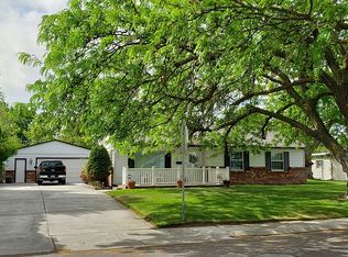 2201 Humphreys St, Richland, WA 99352