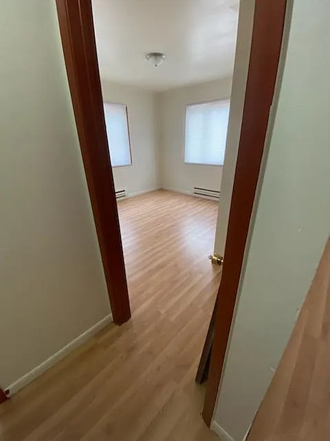 2 bed, 800 sqft, $1,600 — Photo 4