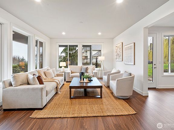 5th image of 5334 N Commercial Street