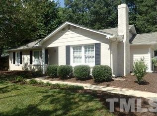 1605 Burnley Dr, Cary, NC 27511