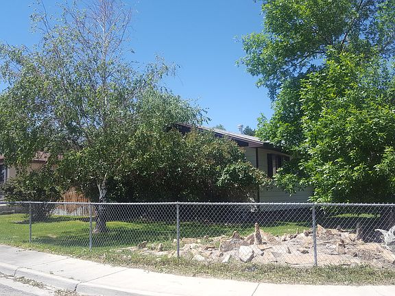 2nd image of 410 Bridger Dr