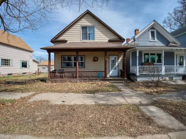 304 2nd Ave NW, Chisholm, MN 55719