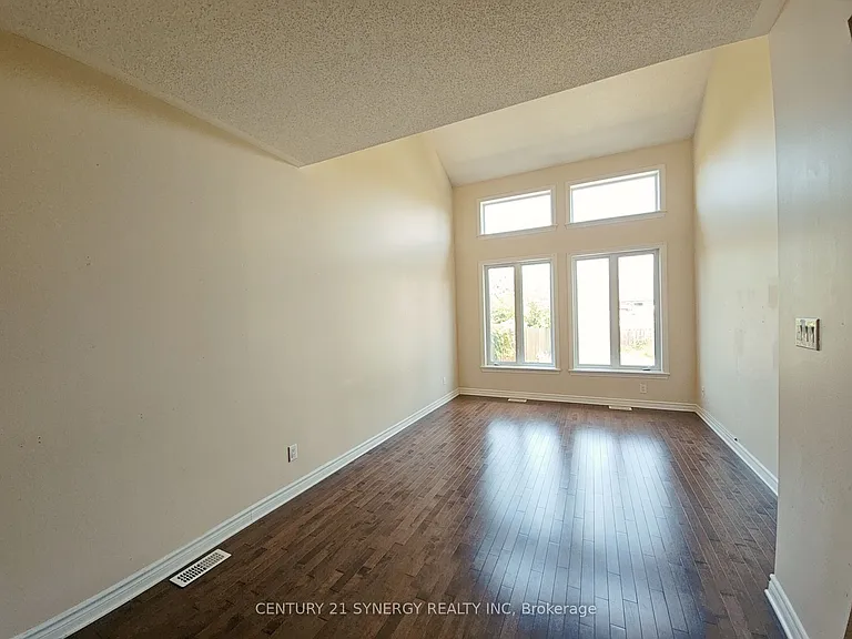 987 Klondike Rd — Photo 6
