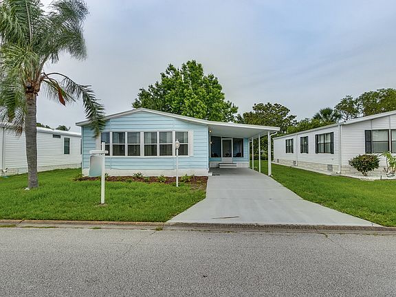 4th image of 636 Amaryllis Dr