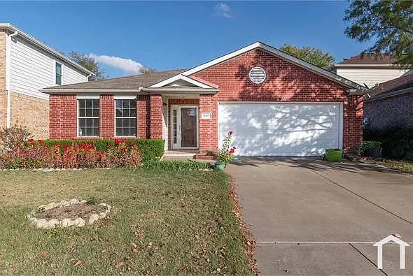 8409 Vicksburg Ln