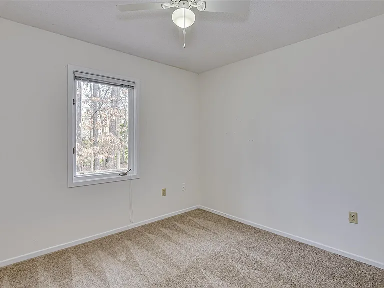 3220 Summerchase Cir — Photo 18