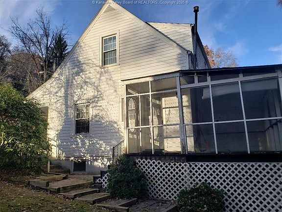 4th image of 685 Forest Cir