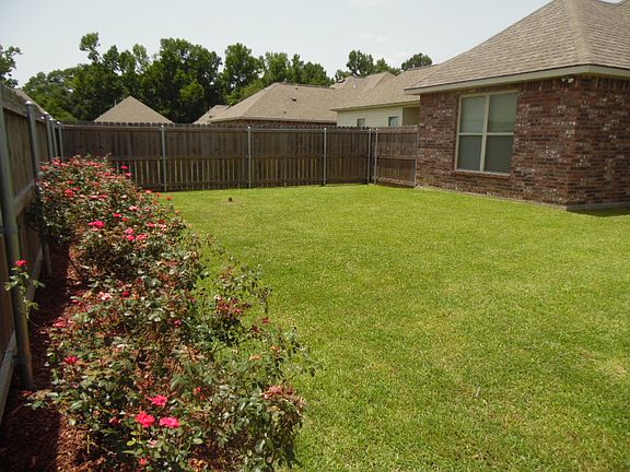 4th image of 2582 Arceneaux Ave