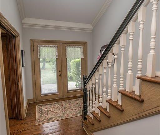5th image of 127 Fox Hollow Ct #127